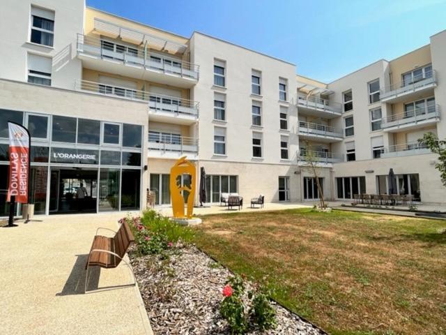 Domitys L'Orangerie Aparthotel Sens Exteriör bild