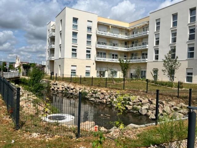 Domitys L'Orangerie Aparthotel Sens Exteriör bild